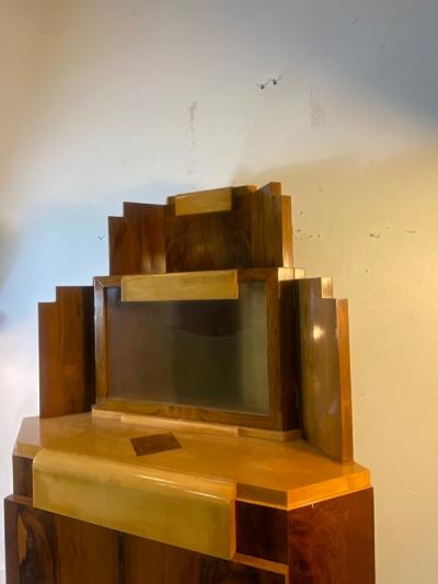 Paul Frankl EXCEPTIONAL ART DECO SKYSCRAPER CORNER CABINET IN THE MANNER OF PAUL FRANKL