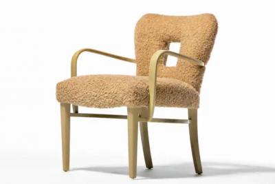Paul Frankl Paul Frankl Set of 14 Dining Chairs in Bleached Mahogany Latte Boucl c 1950