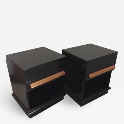 Paul L szl Pair of Paul Lazlo Nightstand End Tables
