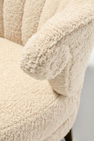 Paul L szl Paul Laszlo Hollywood Regency Slipper Chair in Off White Boucl circa 1940s