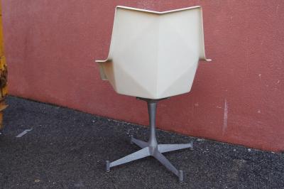 Paul McCobb Origami Armchair on Swiveling Pedestal Base by Paul McCobb for St John