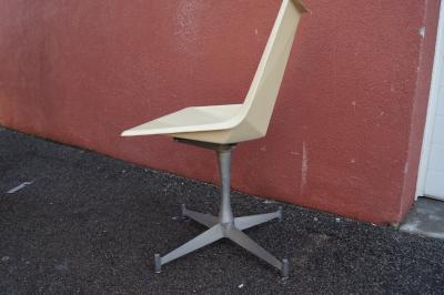Paul McCobb Origami Side Chair on Swiveling Pedestal Base by Paul McCobb for St John