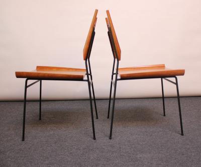 Paul McCobb Pair of Mid Century Modern Maple and Iron Shovel Chairs by Paul Mccobb