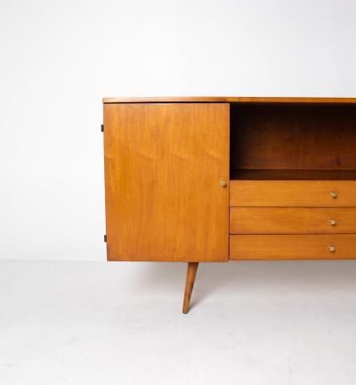 Paul McCobb Paul McCobb Planner Group Credenza in Solid Maple Circa 1950s