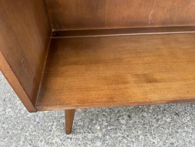 Paul McCobb Stylish Mid Century Small Bookcase by Paul McCobb for Planner Group