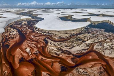 Paul Nicklen RIVER OF DREAMS 2 15 