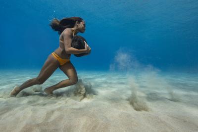 Paul Nicklen ROCK RUNNER 15 