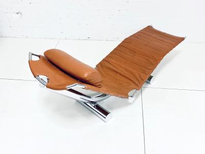 Paul Tuttle Chariot Chaise