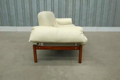 Percival Lafer Midcentury Sofa MP 13 by Percival Lafer in Hardwood Beige Leather 1967 Brasil