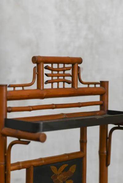 Perret et Vibert Japonisante Etag re in bamboo and lacquer attributed to Perret Vibert France