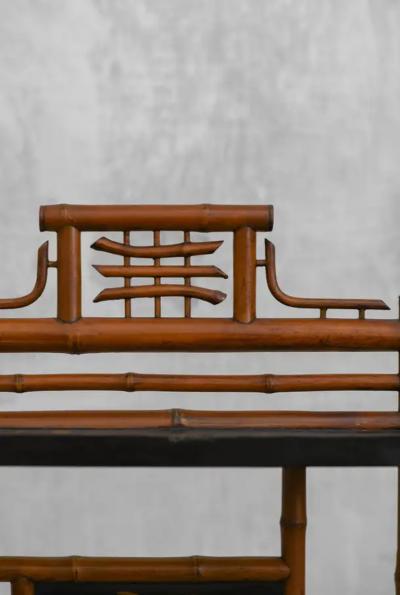 Perret et Vibert Japonisante Etag re in bamboo and lacquer attributed to Perret Vibert France