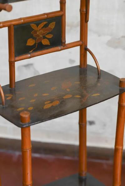 Perret et Vibert Japonisante Etag re in bamboo and lacquer attributed to Perret Vibert France