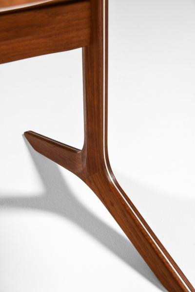 Peter Hvidt Coffee Table Model Silverline Produced by France S n