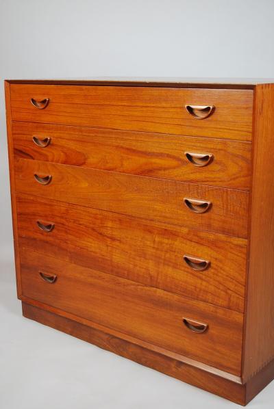 Peter Hvidt Orla M lgaard Nielsen Mid Century Chest of Drawers by Peter Hvidt Molgaard Nielson