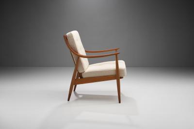 Peter Hvidt Orla M lgaard Nielsen Peter Hvidt Orla M lgaard Nielsen FD144 Easy Chair Denmark 1953