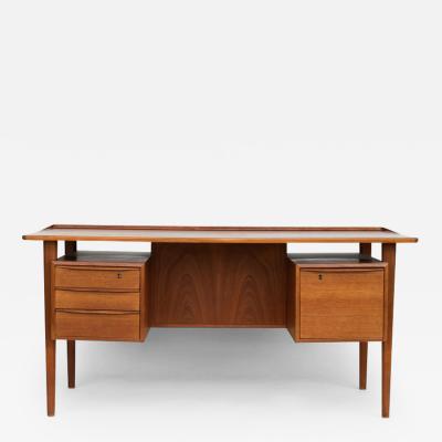 Peter L vig Nielsen Peter Lovig Nielsen Peter L vig Nielsen Danish Modern Teak Desk