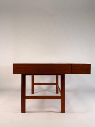 Peter L vig Nielsen Peter Lovig Nielsen Peter Lovig Mid Century Danish Teak Flip Top Desk