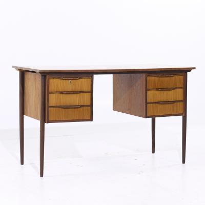 Peter L vig Nielsen Peter Lovig Nielsen Peter Lovig Style Mid Century Danish Teak Desk