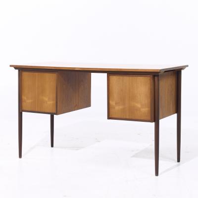 Peter L vig Nielsen Peter Lovig Nielsen Peter Lovig Style Mid Century Danish Teak Desk
