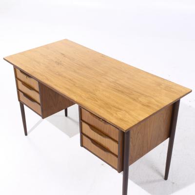 Peter L vig Nielsen Peter Lovig Nielsen Peter Lovig Style Mid Century Danish Teak Desk