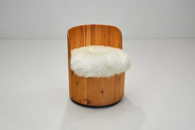 Peter Opsvik Peter Opsvik Cylindra Pine Barrel Chairs Norway 1980s