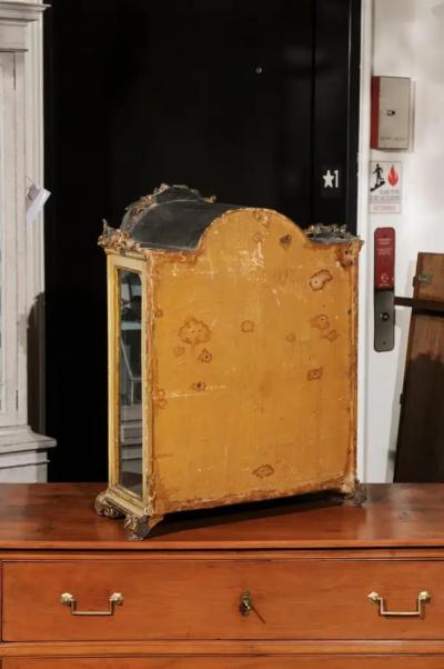 Petite 18th Century Venetian Painted Wood Rococo Vitrine with Carved Crest