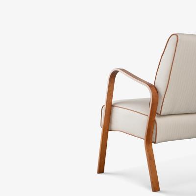 Petite Bentwood Settee in Holland Sherry Wool Linen Piping