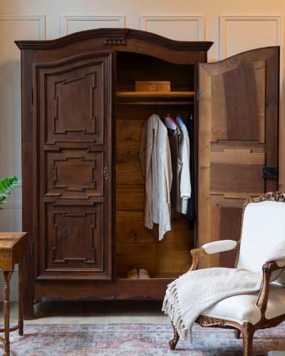 Piedmontese Walnut Armoire circa 1790
