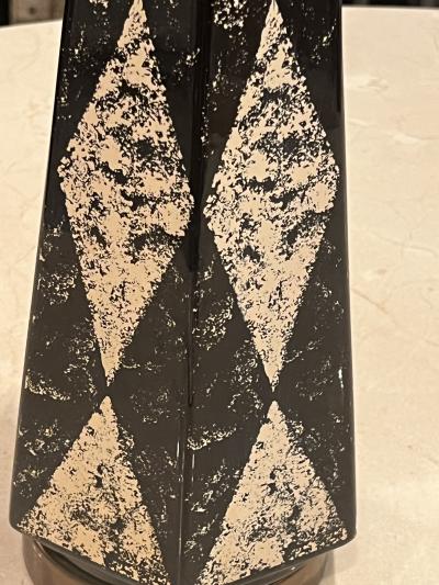 Piero Fornasetti MID CENTURY PAIR OF HARLEQUIN PATTERN OBELISK LAMPS IN THE MANNER OF FORNASETTI