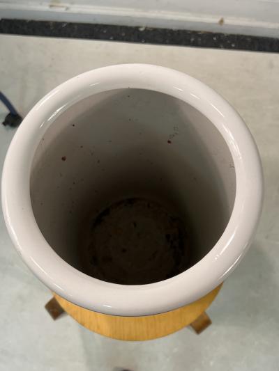 Piero Fornasetti MODERN CERAMIC UMBRELLA STAND IN THE MANNER OF PIERO FORNASETTI