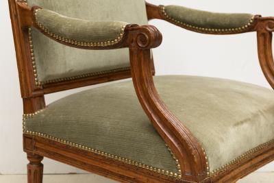 Pierre Bernard Louis XVI Fauteuil Circa 1770