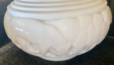 Pierre DAvesn DAvesn Art Deco Vase With Lions And Lioness Rare Opaque Glass
