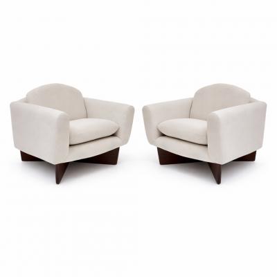 Pierre Guariche Pair of armchairs