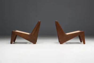 Pierre Jeanneret Kangaroo Chairs PJ SI 59 by Pierre Jeanneret Chandigarh 1955