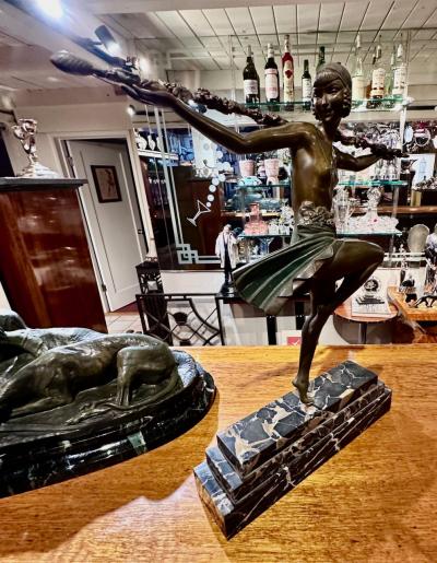 Pierre Le Faguays 1930s French Art Deco Bronze Sculpture Dancer of Thyrsus by Pierre Le Faguays
