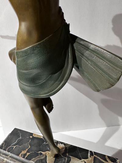Pierre Le Faguays 1930s French Art Deco Bronze Sculpture Dancer of Thyrsus by Pierre Le Faguays