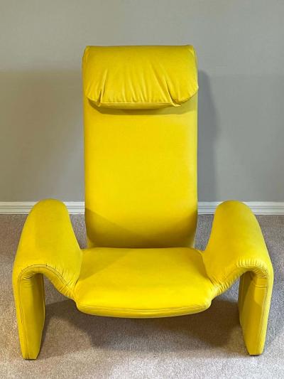 Pierre Paulin Pair of French Mid Century Modern Leather Lounge Chairs Ottoman Pierre Paulin