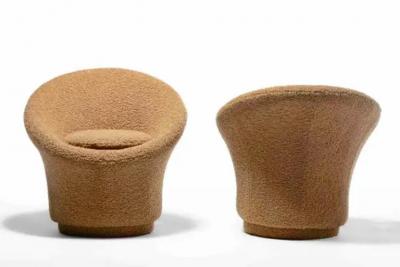 Pierre Paulin Pair of Modern 1970s Pierre Paulin Style Mushroom Swivel Chairs in Latte Boucl 