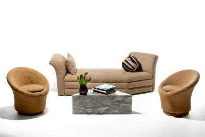 Pierre Paulin Pair of Modern 1970s Pierre Paulin Style Mushroom Swivel Chairs in Latte Boucl 