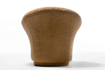 Pierre Paulin Pair of Modern 1970s Pierre Paulin Style Mushroom Swivel Chairs in Latte Boucl 