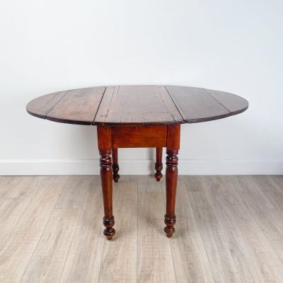 Pine Dropleaf Table U S A 19th century