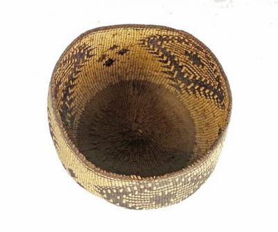 Pit River Hat Creek Achumawaii Atsugewi basket