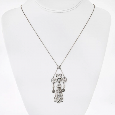 Platinum Edwardian Diamond Pendant Necklace
