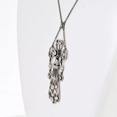 Platinum Edwardian Diamond Pendant Necklace