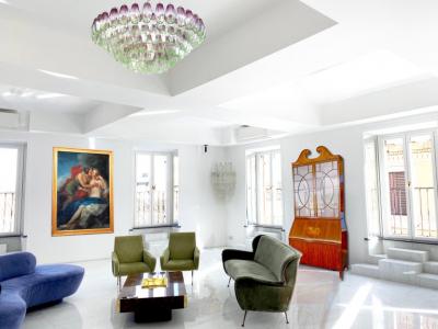 Poliedri Pink Amethyst and Green Murano Glass Chandelier
