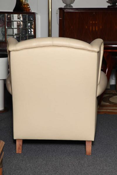 Poltrona Frau Poltrona Frau Leather Armchair