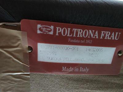 Poltrona Frau Poltrona Frau Quadra Black Leather Sectional Sofa by Studio Cerri 2005 Italy