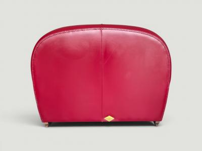 Poltrona Frau Poltrona Frau Vanity Fair Model 904 Leather Sofa Italy Numbered Edition