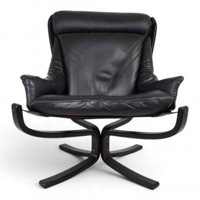 Poltrona Frau Poltrona Frau Viking Leather Lounge Chair by Sigurd Resell 1970