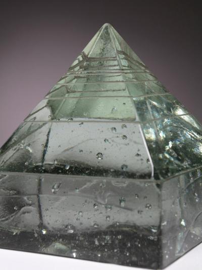 Pompeo Pianezzola Large Solid Glass Pyramid by Pompeo Pianezzola for Appiani